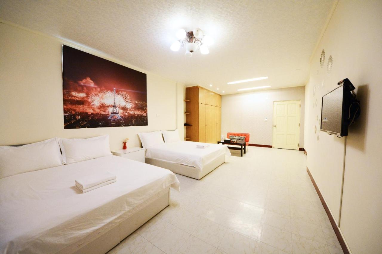 Ferienwohnung Ariyoshi Ya Tainan Exterior foto
