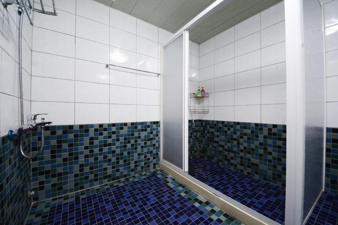 Ferienwohnung Ariyoshi Ya Tainan Exterior foto