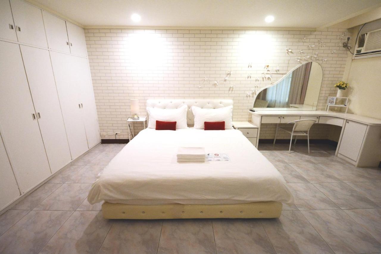 Ferienwohnung Ariyoshi Ya Tainan Exterior foto